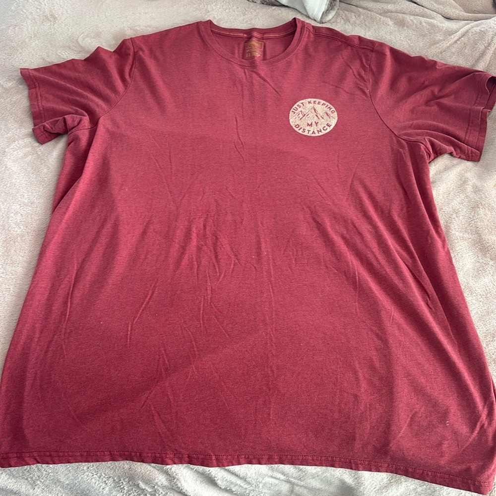 Men's red t shirt